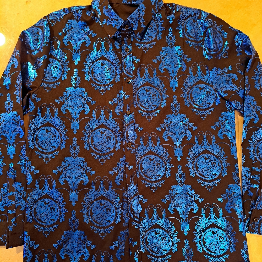 Men's long sleeve button down  shirt by ZEROYAA size Large new perfect for club